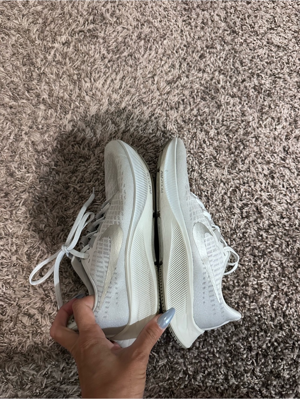 Nike Women's White Lightweight Running Sneakers